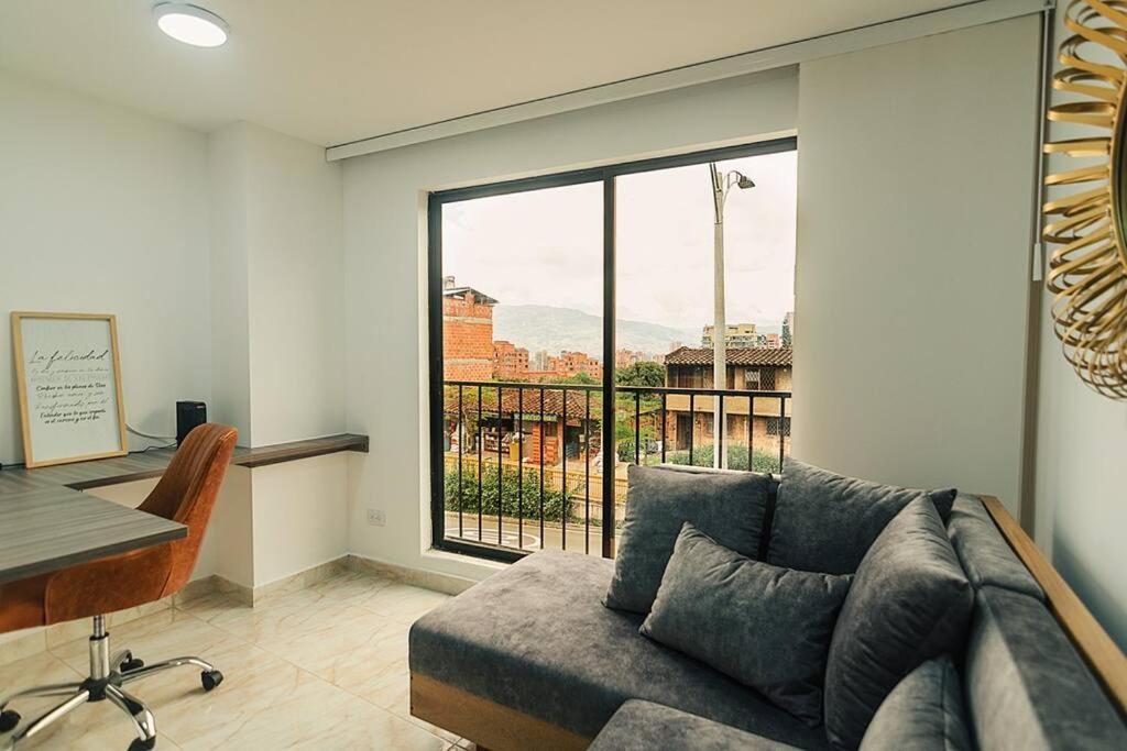 Hermoso Y Cómodo En El Poblado!!! Medellín